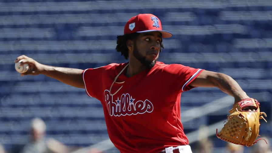 Los Mets de Nueva York adquieren al dominicano Adonis Medina Los Mets de Nueva York adquieren al dominicano Adonis Medina