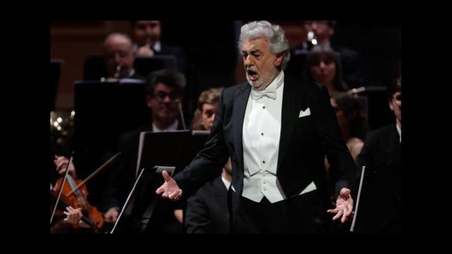 Plácido Domingo vuelve al Colón a 50 años de su debut en el coliseo argentino