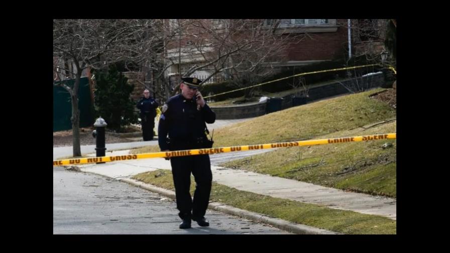 Una adolescente muerta y dos heridos por fuego cruzado en una calle del Bronx Una adolescente muerta y dos heridos por fuego cruzado en una calle del Bronx