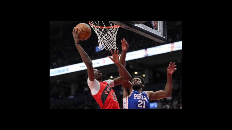 Pascal Siakam logra triple-doble y Raptors superan a 76ers