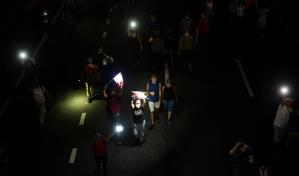 Gobernador de Puerto Rico promete modernizar el obsoleto sistema eléctrico