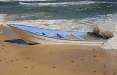 Rescatan a 40 migrantes y dos cadáveres tras naufragio de embarcación en Puerto Rico