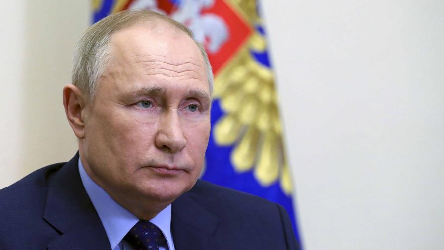 Putin califica de suicidio económico intento de UE de vetar la energía rusa