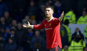 Cristiano Ronaldo se disculpa por arrebato tras duelo del Man United