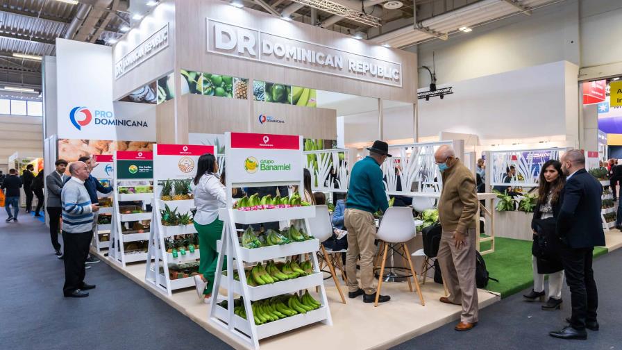 Dominicana cierra con acuerdos de compras en Fruit Logistica 2022 en Berlín Dominicana cierra con acuerdos de compras en Fruit Logistica 2022 en Berlín