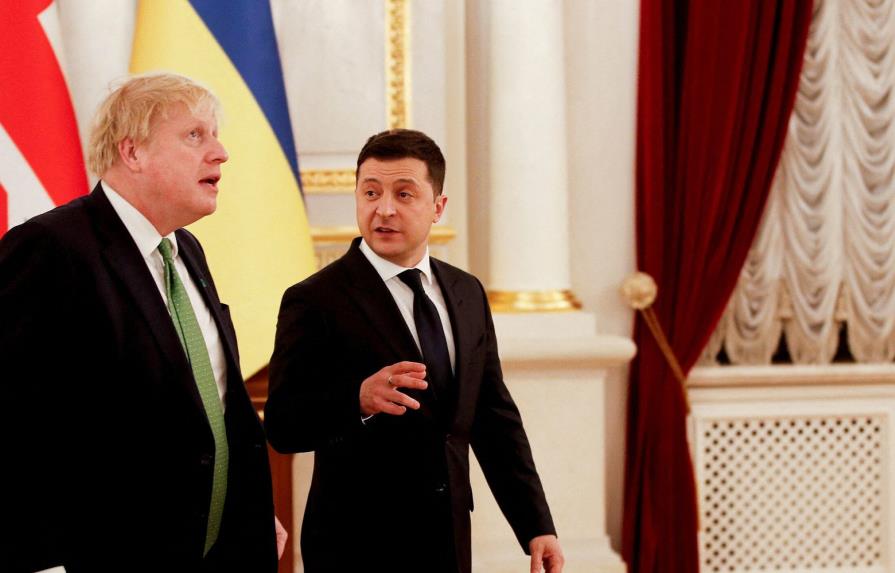 Primer ministro británico se reúne con Zelenski en Kiev en una visita no anunciada