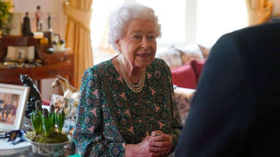 Reina Isabel II revela que el coronavirus la dejó exhausta Reina Isabel II revela que el coronavirus la dejó exhausta