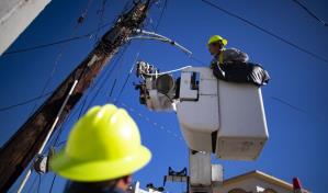 Logran restablecer el 99.7% del servicio el&eacute;ctrico en Puerto Rico tras apag&oacute;n