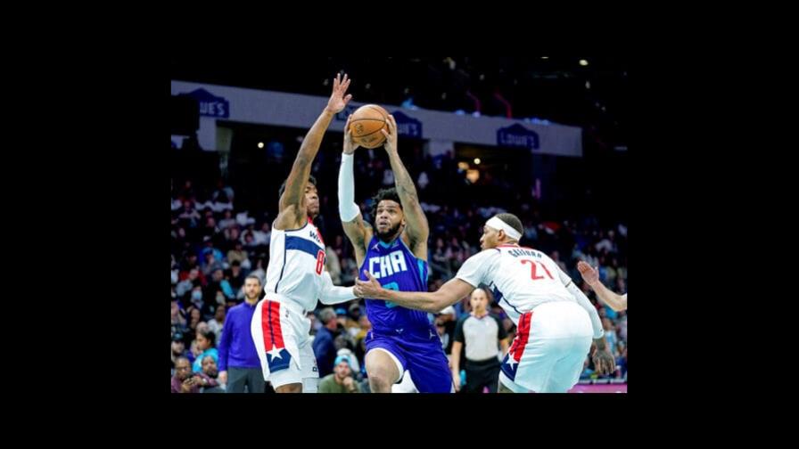 Hornets vence a Wizards, pero quedan décimos del Este