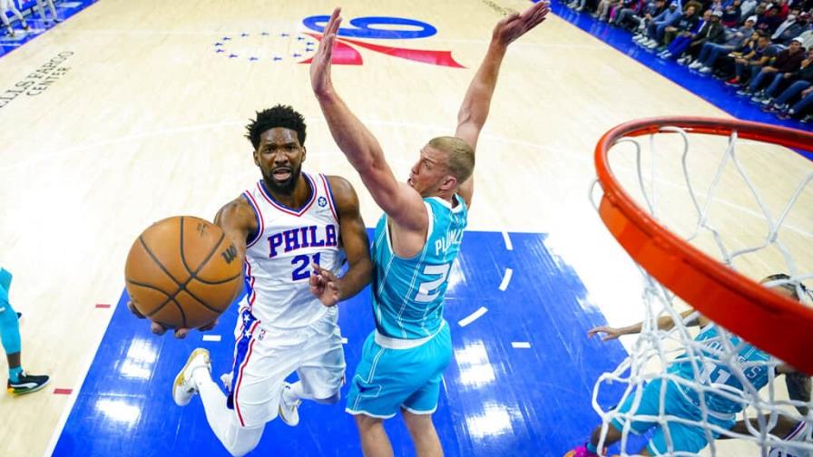 Joel Embiid, primer centro en ganar título de anotación desde Shaq en la 1999-2000