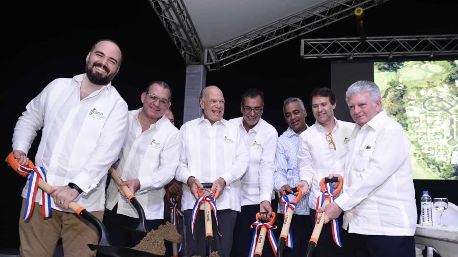 Construirán plaza Blue Mall en Puerto Plata