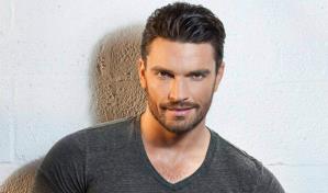 Julián Gil demanda por cinco millones de dólares a empresa de la que es embajador