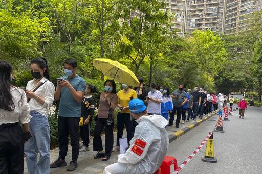 China restringe la entrada a Guangzhou por brote de COVID-19