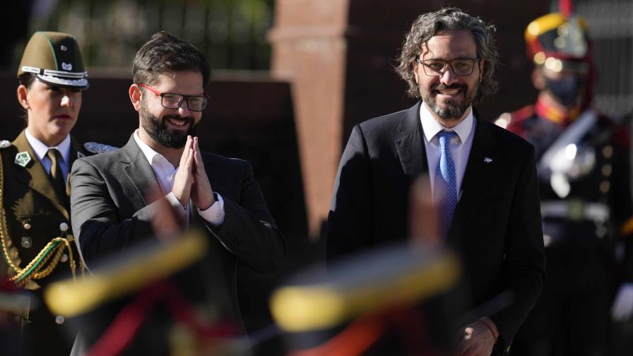 Gobierno chileno sale al paso de nuevo retiro de fondos de pensiones