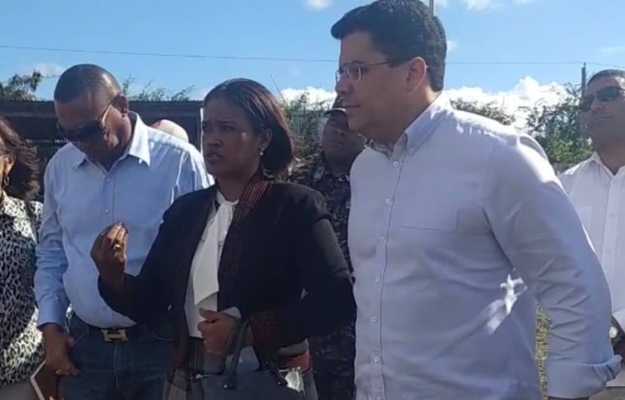 Ministro de Turismo visita El Seibo y anuncia terminación plaza de toros