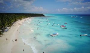 Financiamiento de la banca dominicana al sector turismo creció 48.9 %