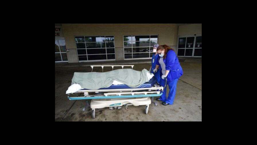 Pandemia causa alza en mortalidad en EEUU