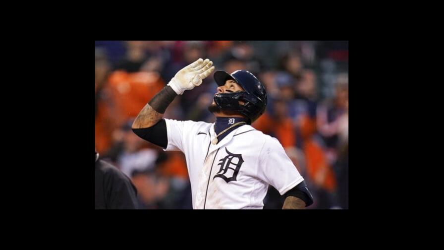 Javy Báez conecta cuadrangular en la victoria de Detroit Javy Báez conecta cuadrangular en la victoria de Detroit