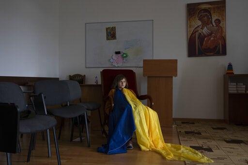 Monasterio ofrece refugio a familias desplazadas en Ucrania Monasterio ofrece refugio a familias desplazadas en Ucrania