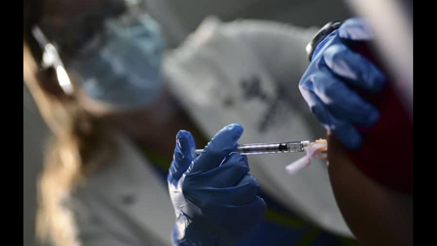 Es muy bajo el riesgo de miopericarditis asociado a las vacunas Covid