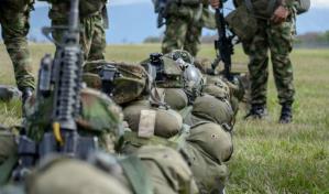 Versiones cruzadas sobre operativo militar que dej&oacute; 11 muertos en Colombia