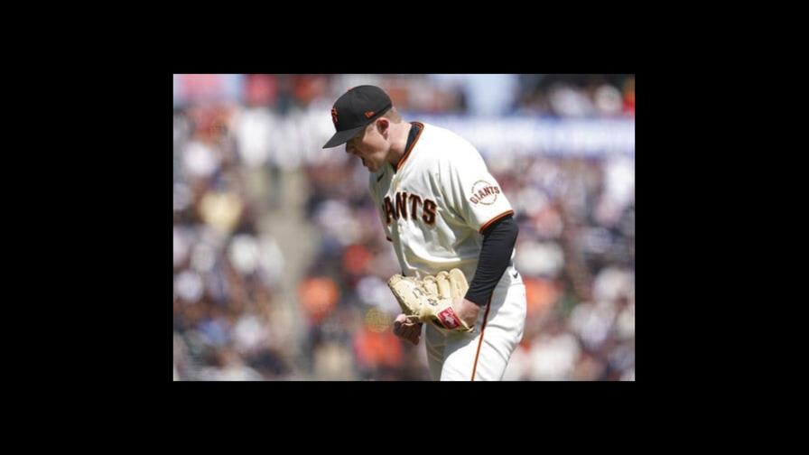 Gigantes de San Francisco ganan 2-1 a Padres con sólida salida de Webb