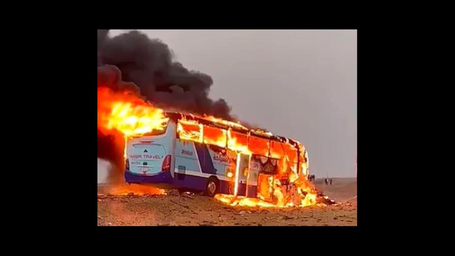 10 muertos en choque de bus turístico con camión en Egipto