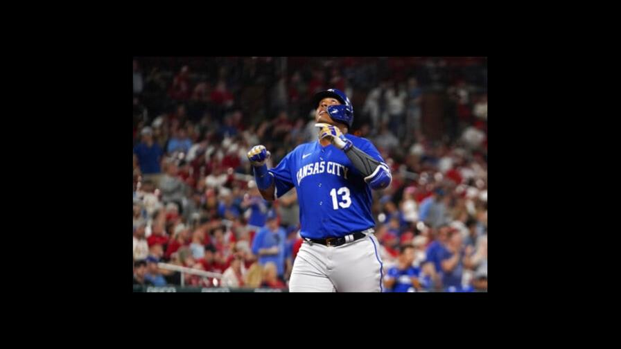 Juego Reales de Kansas y Cardenales, pospuesto  por lluvia