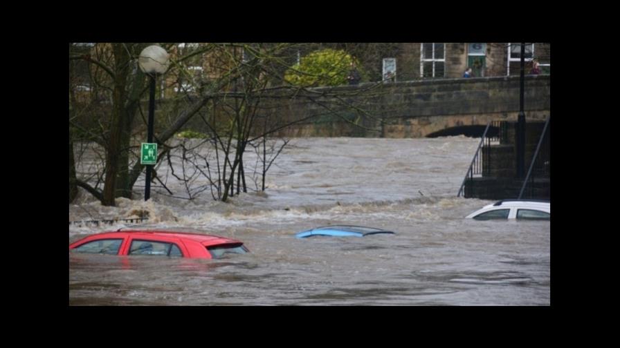 Aumentan a 253 los muertos por inundaciones en el este de Sudáfrica