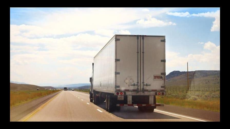 Hallan a 72 migrantes centroamericanos en vehículo de carga en sur de México Hallan a 72 migrantes centroamericanos en vehículo de carga en sur de México