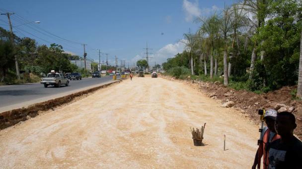 Obras Públicas avanza en ampliación autopista de San Isidro