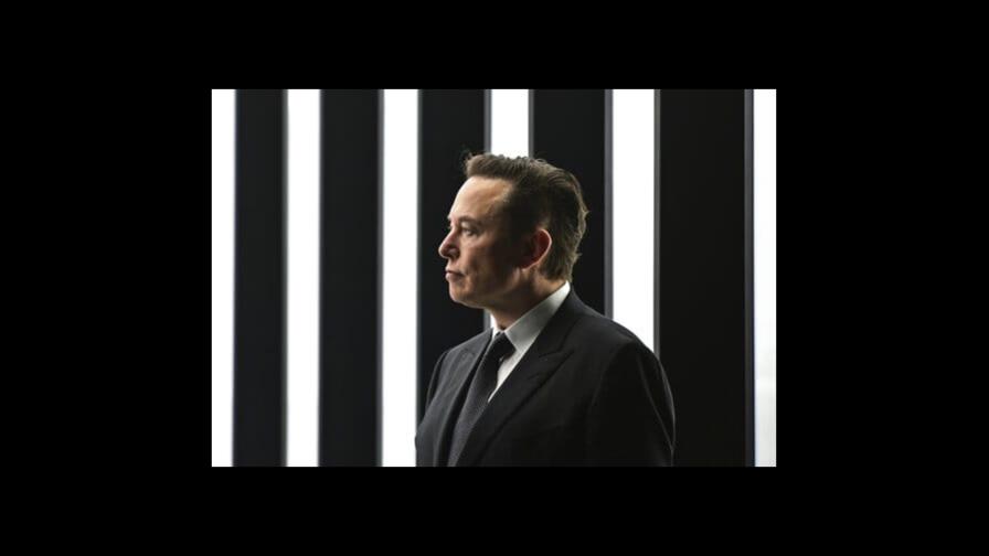 Elon Musk realiza oferta para comprar Twitter Elon Musk realiza oferta para comprar Twitter