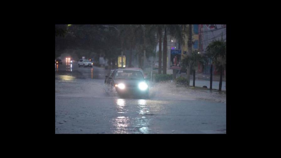 COE alerta aguaceros afectarán visibilidad de conductores durante retorno el fin de semana