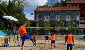 Poderosos y Leonas ganan primeros partidos del voleibol playero Hato Mayor/Vicentillo