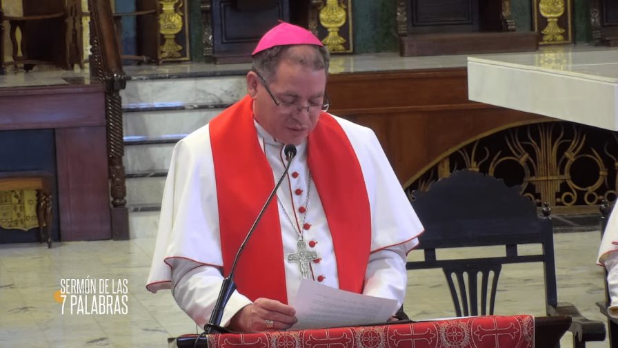 Críticas al aborto y al robo del erario en Sermón de las Siete Palabras