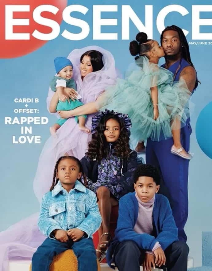 Cardi B presenta a su bebé y posa en la portada de Essence junto con su familia