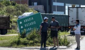 Paro de transportistas argentinos frena exportaciones alimentarias