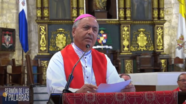 Benito Ángeles dice que en el país se viven “momentos amargos”