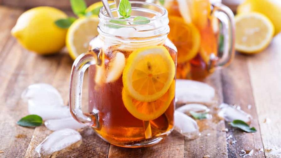 Cómo preparar infusiones frías y cuáles son sus beneficios
