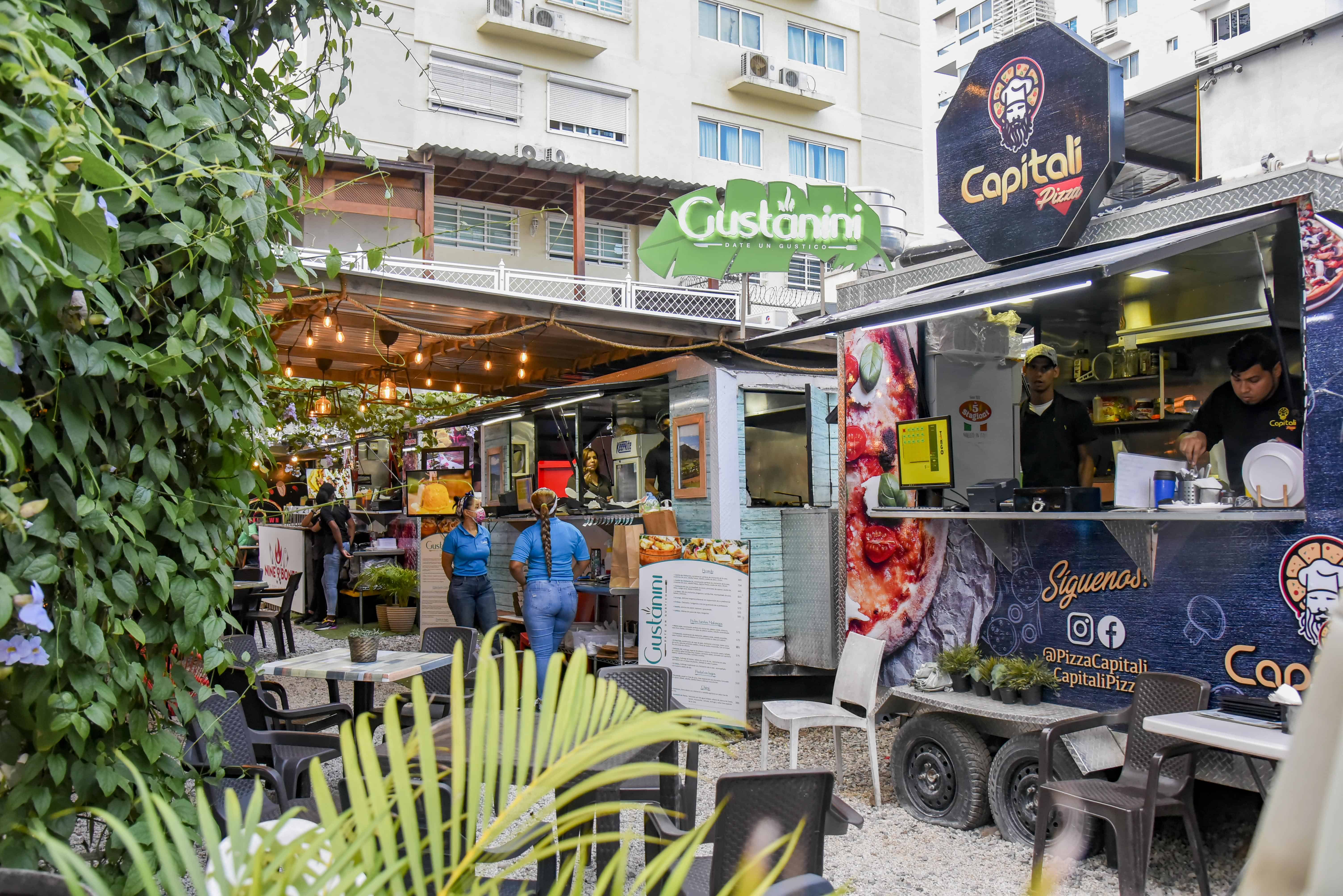 Foodtrucks en&nbsp;Likha Food Park.