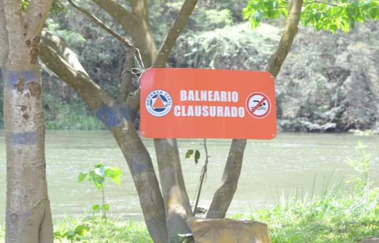 Asistencia a balnearios de Santiago ha sido escasa este Viernes Santo