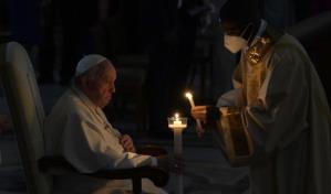 El papa renuncia a oficiar la Vigilia Pascual por su dolor en la rodilla