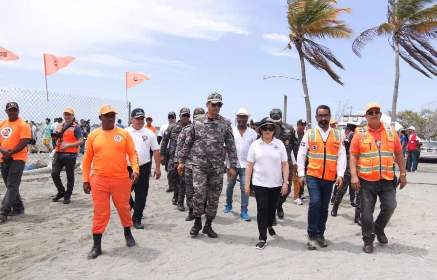 Titular de la Defensa Civil supervisa balnearios de San Cristóbal, Azua y Peravia