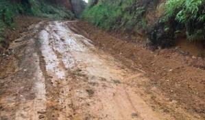 Moradores de Santiago Rodríguez marchan por mal estado de sus calles