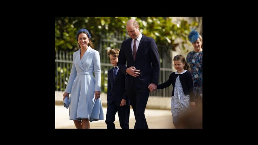 Guillermo y Kate asisten a misa de Domingo de Pascua