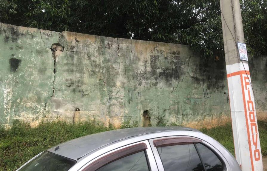 Denuncian pared perimetral de la cárcel pública de El Seibo está a punto de colapsar