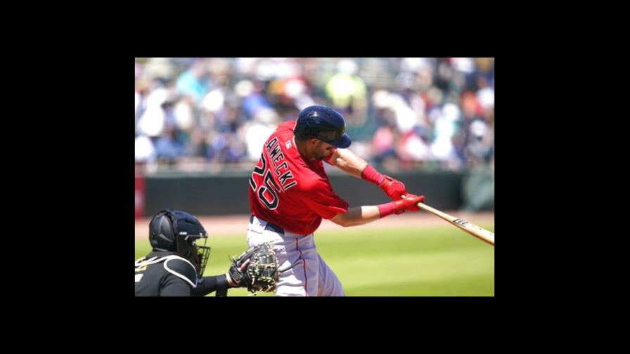 El receptor de Boston Plawecki da positivo en prueba de COVID-19