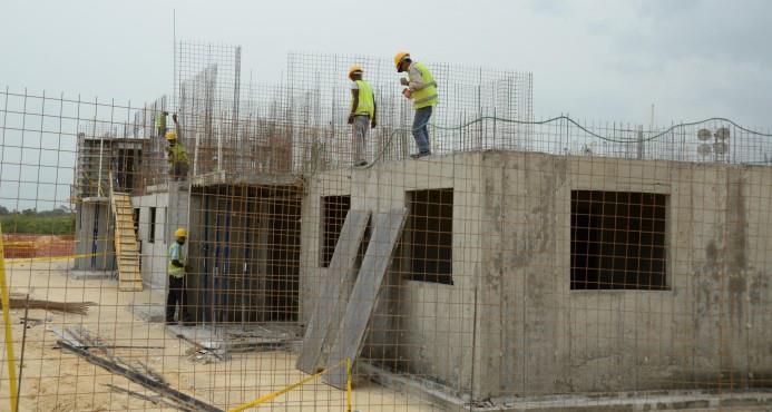 Aumento salarial anunciado podría incentivar a los dominicanos a trabajar en sector construcción