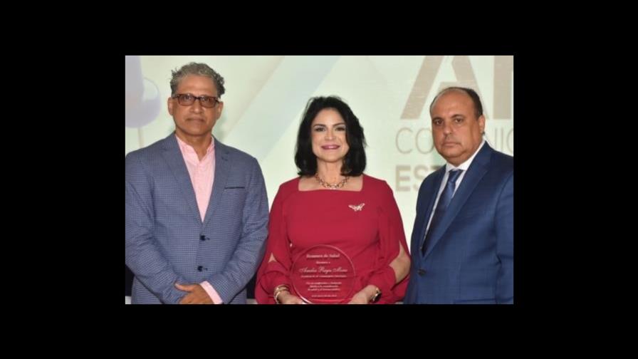 Presentan décima edición del Calendario Farma-Salud 2022