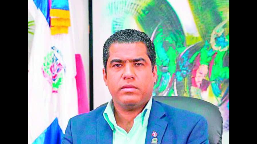 Otro grupo de bancas se querella en caso Operación 13